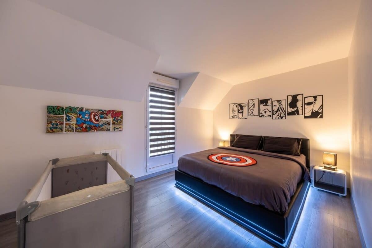 Disney Avengers Home Magny-le-Hongre Exteriör bild